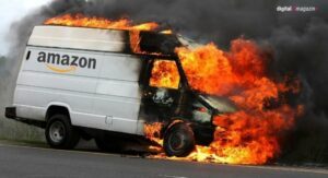 Brandanschläge auf Amazons Lieferwagen in Berlin