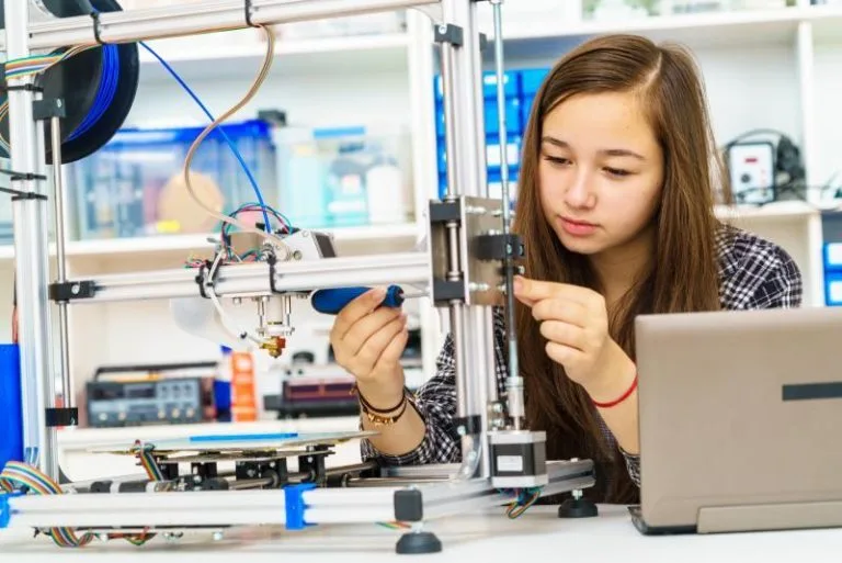 Digitalisierung - Digitalisierung lernen – digitale Lernorte für alle Generationen schaffen