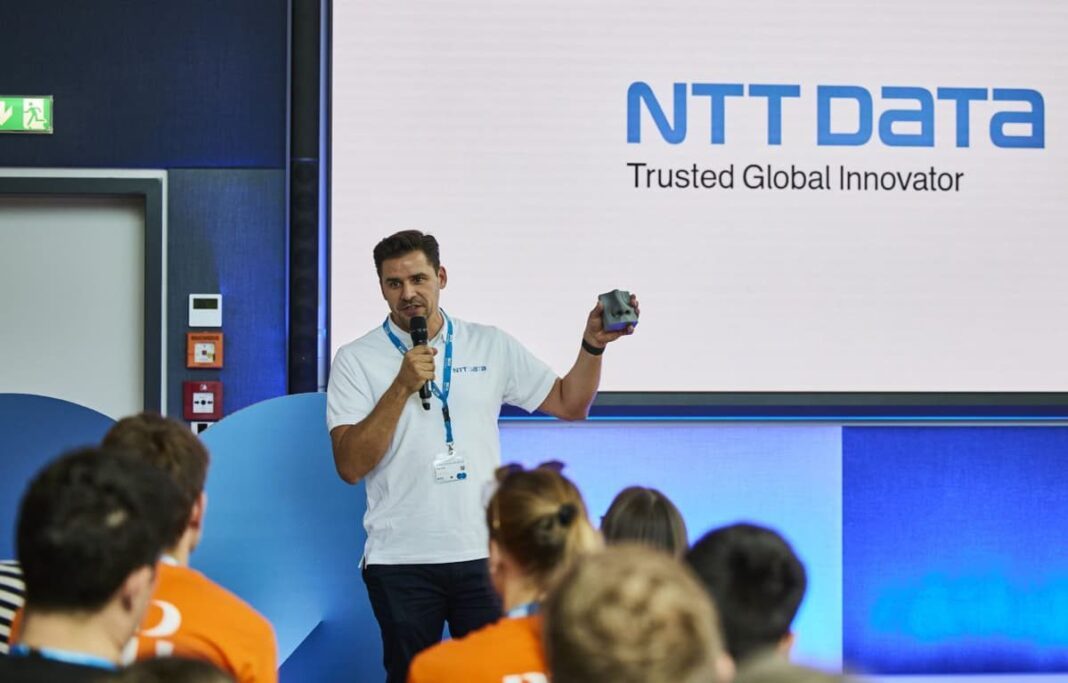 NTT DATA Business Solutions sponsert Hackathon mit Schwerpunkt auf industrieller Automatisierung, präsentiert von der SICK AG.