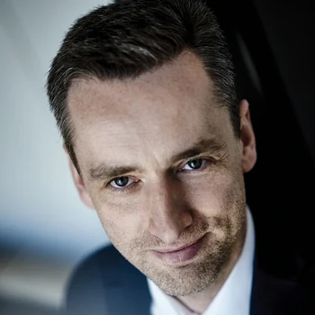 Torsten Thau