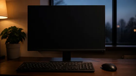 Copilot: Schreibtisch mit Maus, Tastatur und abgewandtem dunklem Monitor